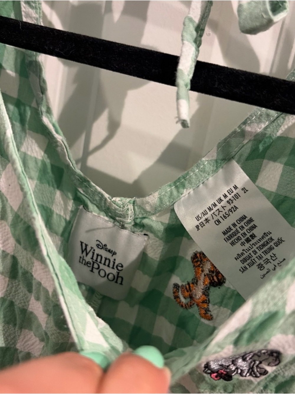 Disney Winnie the Pooh Womens Short sleeve Top Green White Check sz M - Picture 4 of 7